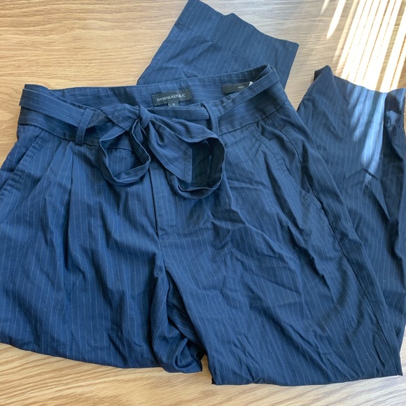 Banana Republic Pants - Banana Republic tie waist Avery pant
